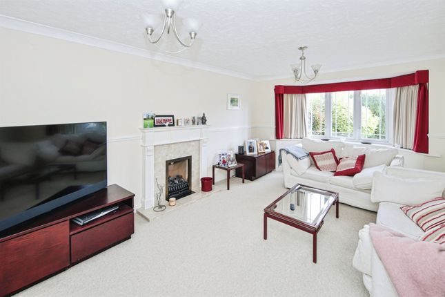 55, Dengate Drive, Balsall Common photo 4