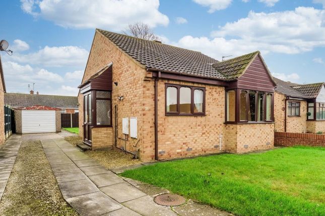 2-bed bungalow on 18, Roland Simpson Close, Goole, £250,000
