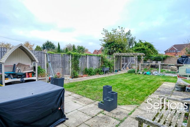 68 Harvey Lane, Norwich photo 2