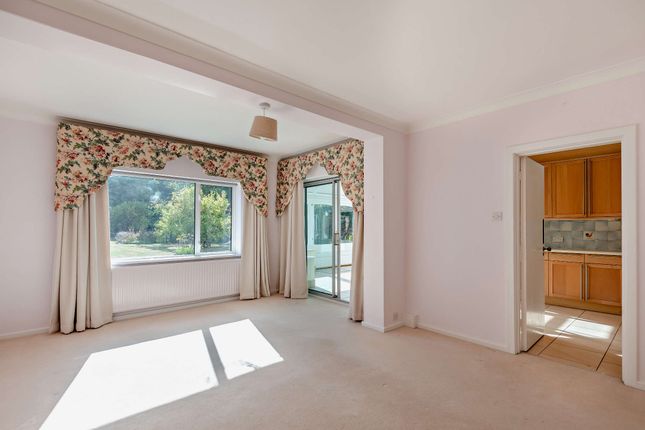 61, Burkes Road, Buckinghamshire photo 5