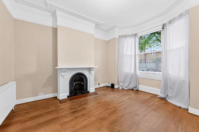 15, Duke Road, London photo 4
