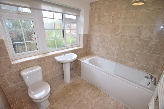57 Yardley Court, Hemingford Road, Cheam photo 4