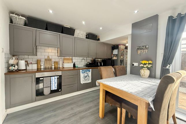 13, St. Antonys Avenue, Great Yarmouth photo 4