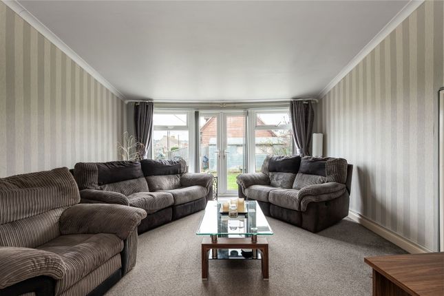 17, Parsonage Chase, Sheerness photo 2