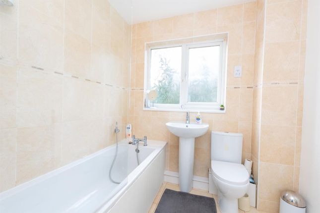 Detached house for sale in Exeter Close, Basingstoke