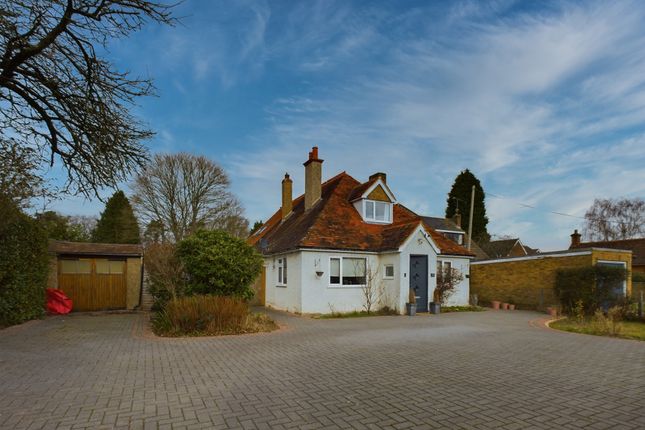 Detached house for sale in Franklin Avenue, Tadley