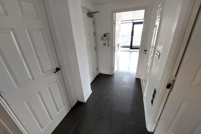 Apt 22, Fusion 4, Salford, Manchester photo 4
