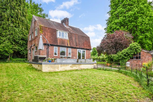 Thumbnail Detached house to rent in Mill Lane, Abbots Worthy, Winchester