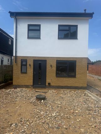 4-bed detached on 1, Guerin Mews, Fawkham Road, West Kingsdown, £685,000