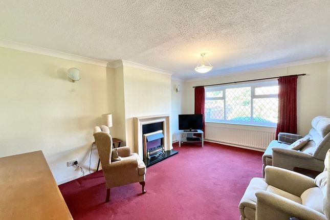 5 Ferndale Close, Stoke-On-Trent photo 2