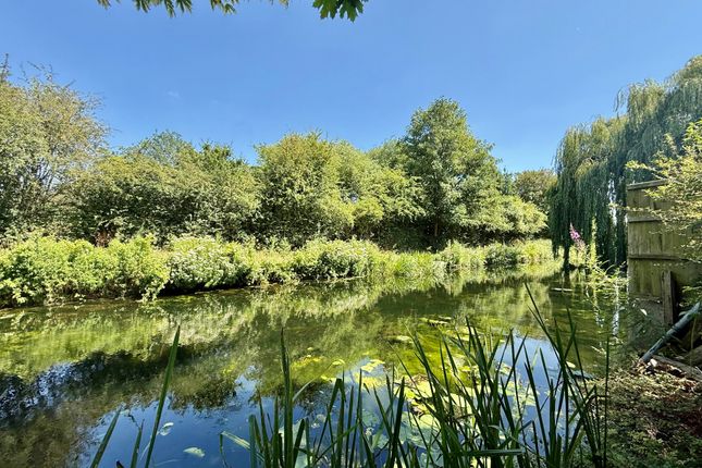 272, NOTTINGHAM photo 2