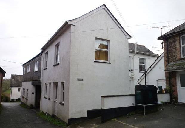 Flat to rent in Church Lane, Holsworthy EX22