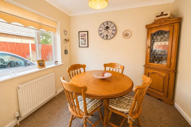 9, Elms View, Great Gonerby photo 4