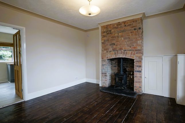 2, Kings Road, Golborne photo 5