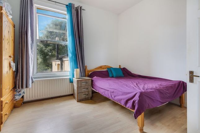 123A, Stratford Road, London photo 5
