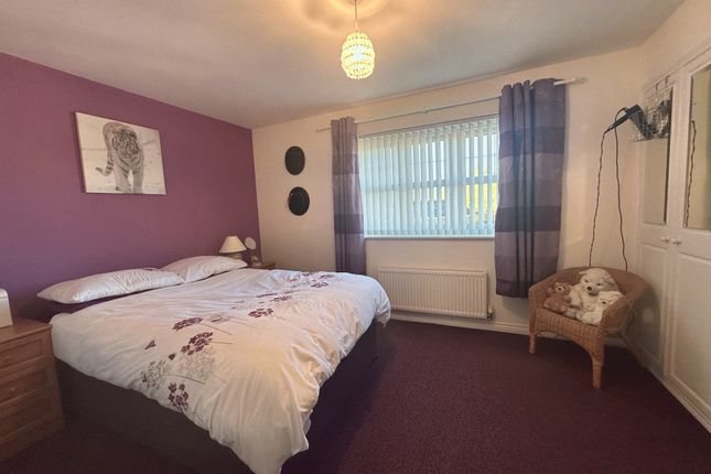 20, Nightingale Drive, Stockton photo 4