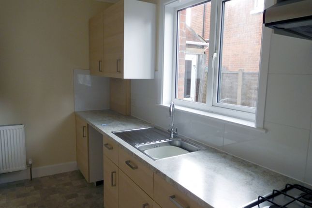 15, Dawlish Avenue, Southampton photo 4