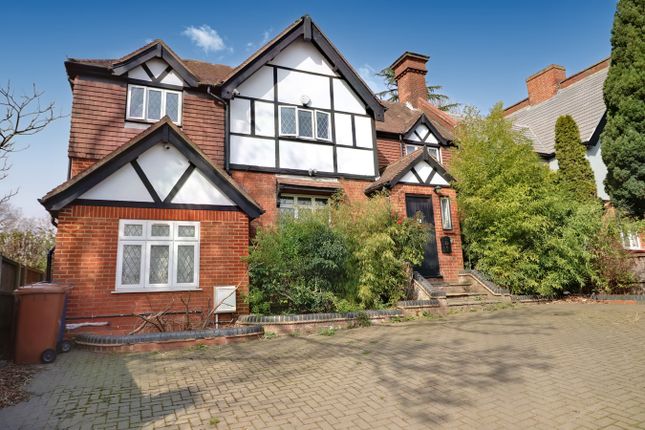 Detached house to rent in Uxbridge Road, Harrow