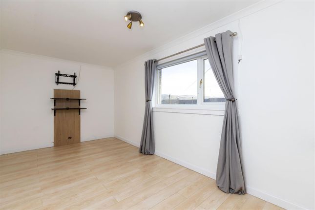 32, Afton View, Glasgow photo 2