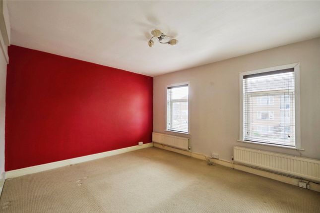 1152B,, High Road, London photo 4