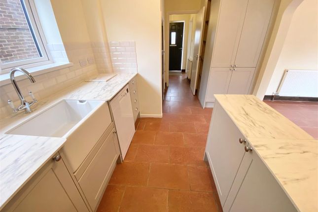50, Rushfield, Potters Bar photo 5