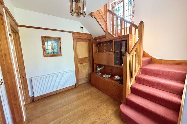 2, Ridgeway, Northampton photo 3
