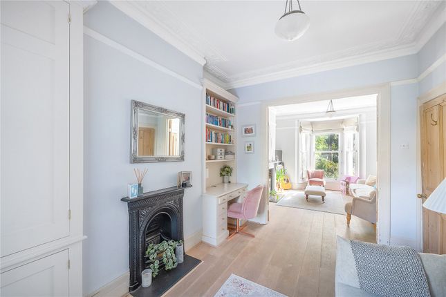 19, Shakespeare Road, London photo 4