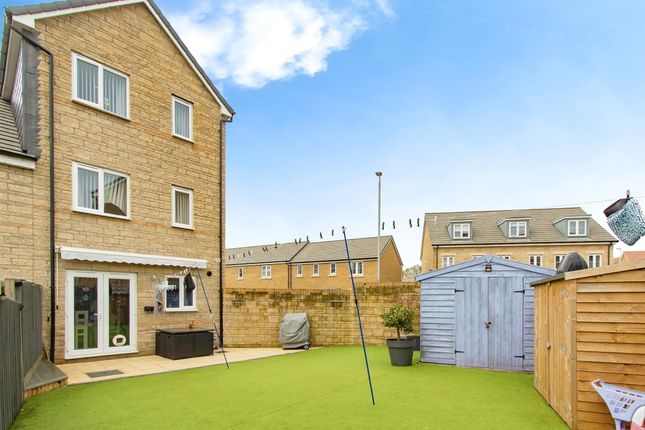 Town house for sale in Montacute Road, Houndstone, Yeovil