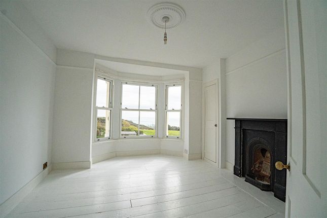 33, Priory Road, Hastings photo 4