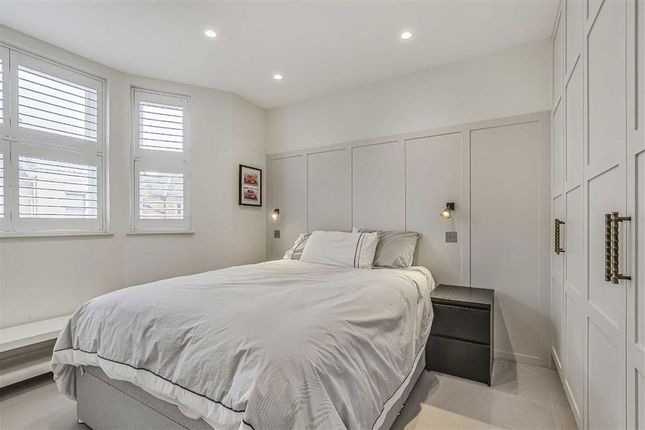 Flat 3, 8, Alderbrook Road, London photo 4