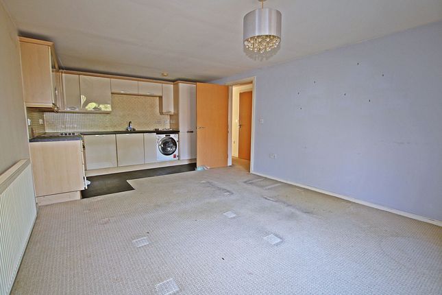 21 White Clover Square, Lymm photo 4