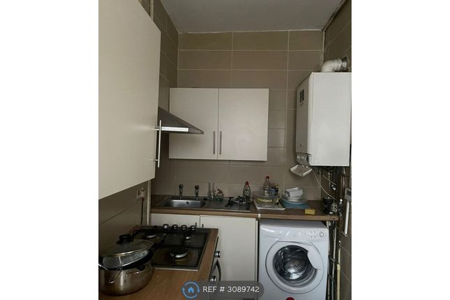 Clifton Place, Newport photo 5