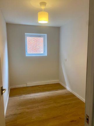 Flat 1, 29-31, Lansdown Road, Chalfont St Peter photo 5