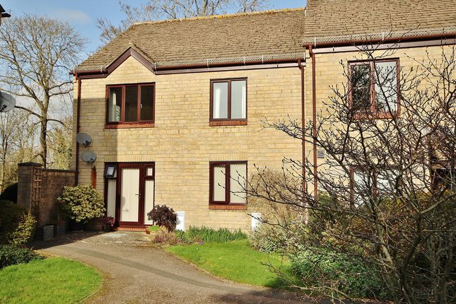 24, Riverside Gardens, Witney photo 4