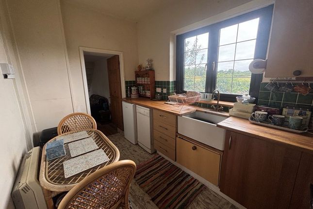 109, Quemerford, Calne photo 5