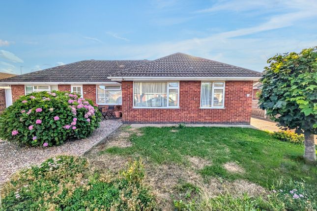 2-bed bungalow on 35, Kingsthorpe Crescent, Skegness, £156,500