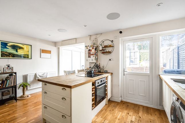349, Sandy Hill Road, Farnham photo 4