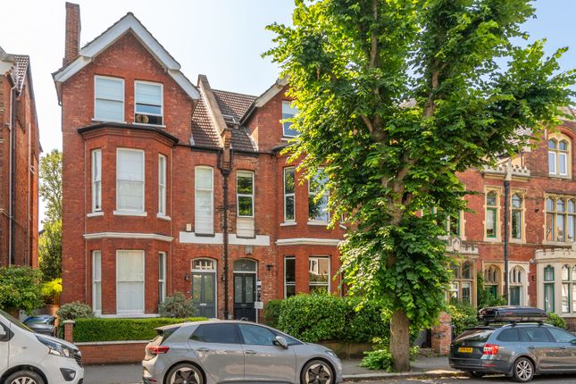 Dean Road, Willesden Green photo 4