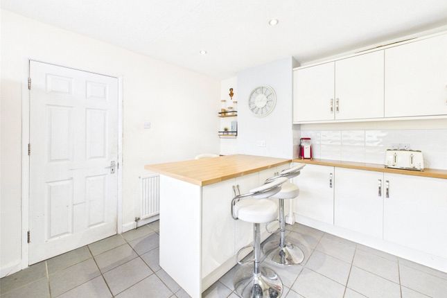 105, Fern Way, Devon photo 3