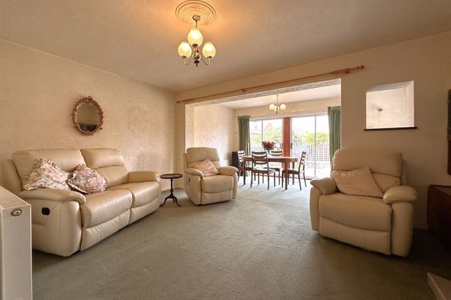 6, Orchard Way, Newark photo 2