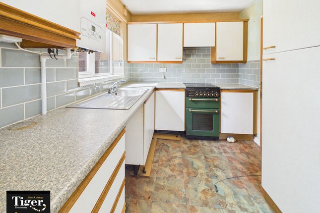 4, Carlton Street, Preston photo 3