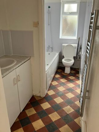 36, Layton Road, Hounslow photo 4