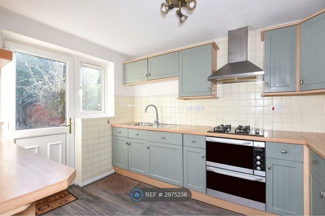 Turnstone Close, Winnersh, Wokingham photo 3