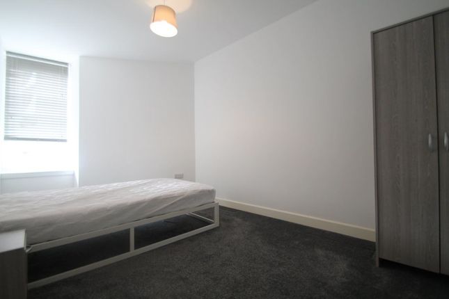 Flat to rent in Garland Place, Dundee