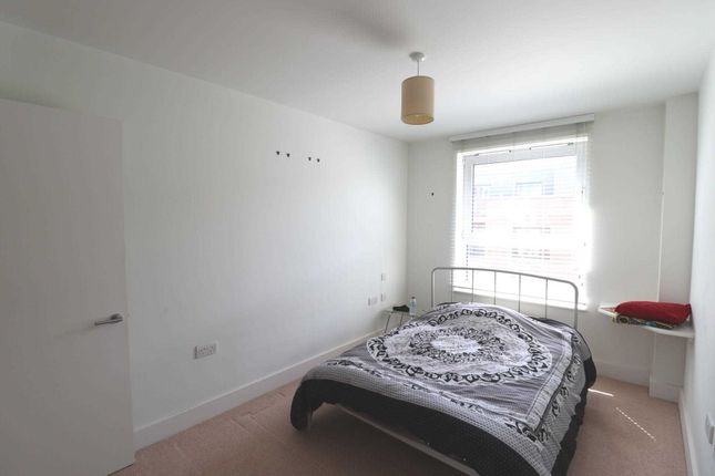 Flat to rent in Eden Apartments, High Wycombe
