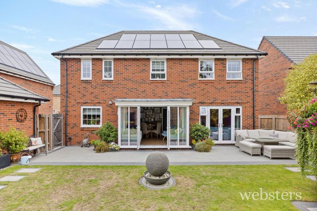 46 Chestnut Drive, Norwich photo 4