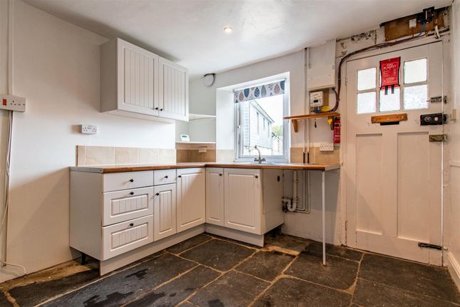 2 Ivey Cottages, Liskeard photo 3