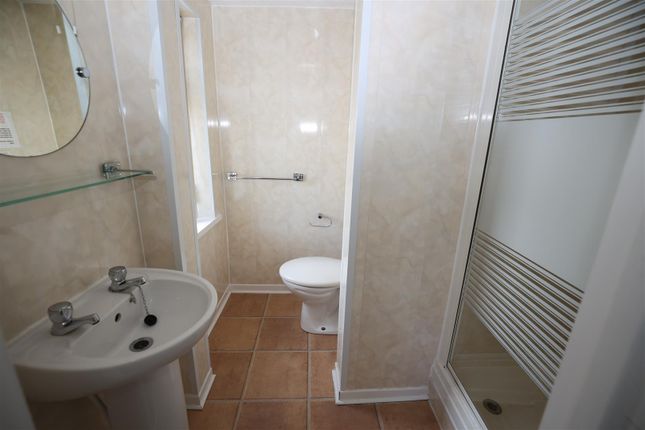 End terrace house to rent in Rose Road, Coleshill, Birmingham