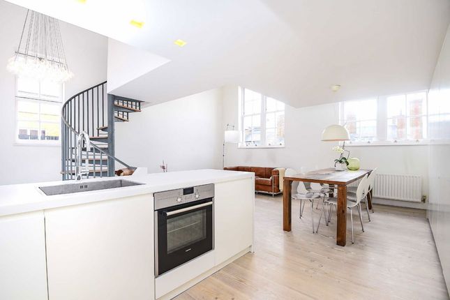 4, Symphony Mews, London photo 4