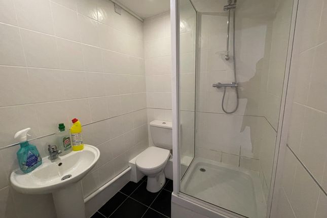 Flat 2, Liverpool photo 5